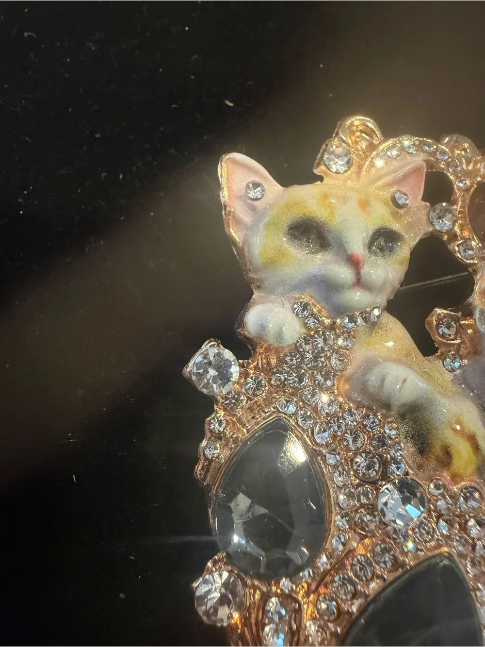 Vintage Cat Duo Crystal Brooch. Rare and unique.